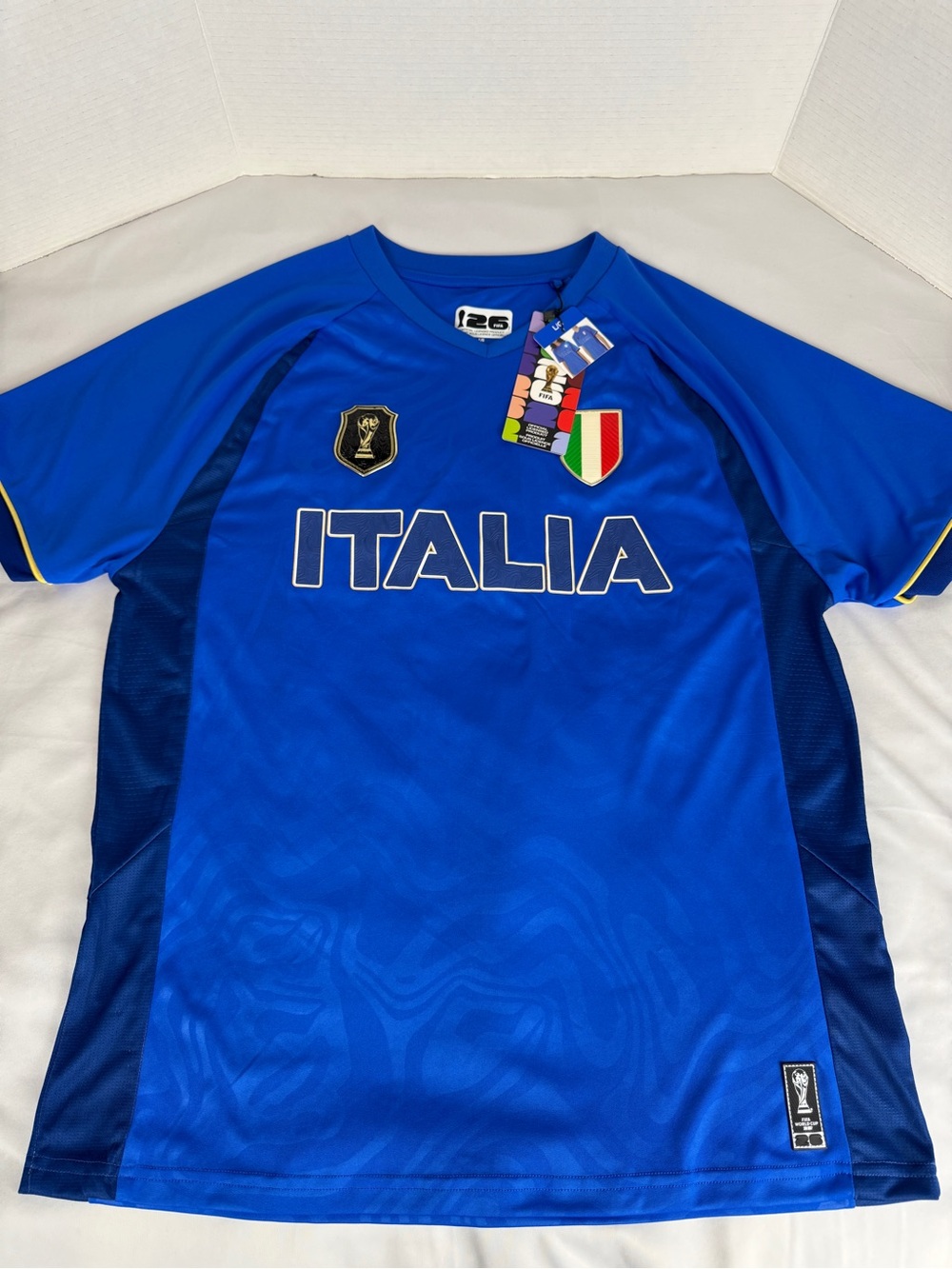 FIFA Italia 2026 Soccer Jersey by Arctic Squad Men’s L NWT Official Licensed - Picture 4 of 15